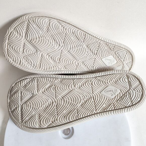 New Chaco Flip Flops Tie Dye Chillos Colorful Womens Size 8 NWT Comfort Sandals - Picture 12 of 14